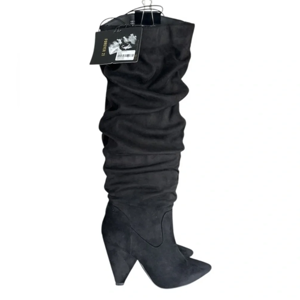Brand New (NWT) Forever 21 Black Over the Knee Boots with Slouchy Style Size 7